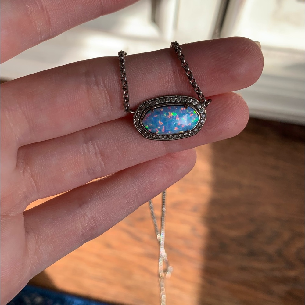 Kendra Scott Necklace
